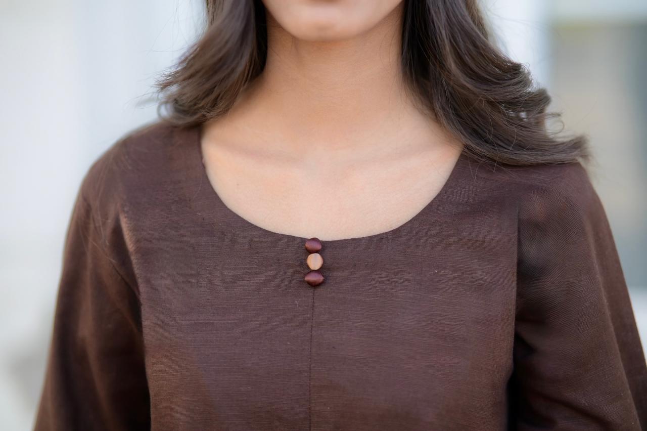 khaddar Suit (2 PCS stitched) - Image 4